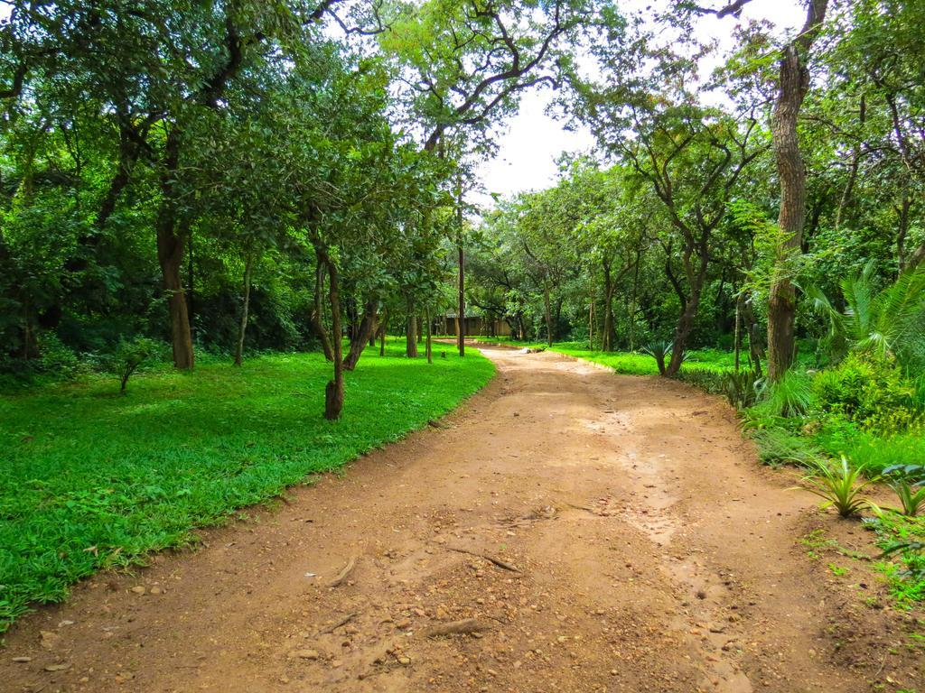 Woodlands Lilongwe Hotell Exteriör bild
