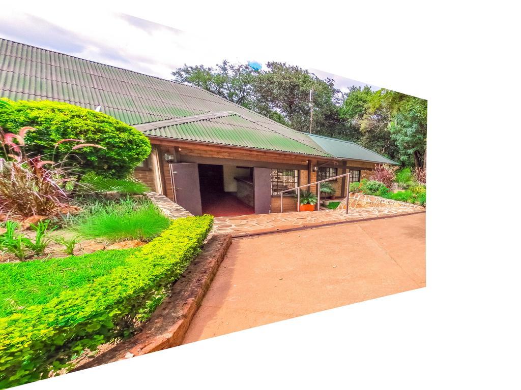 Woodlands Lilongwe Hotell Exteriör bild