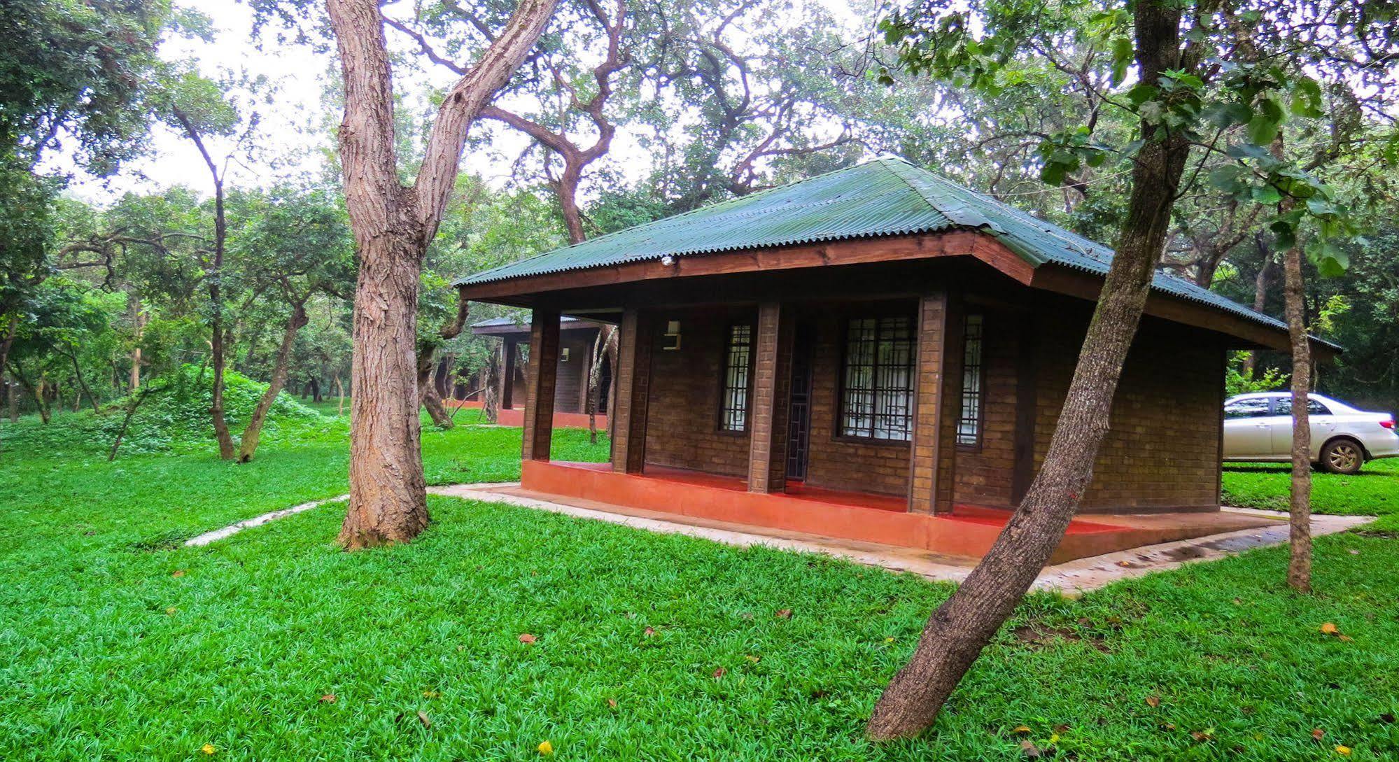 Woodlands Lilongwe Hotell Exteriör bild