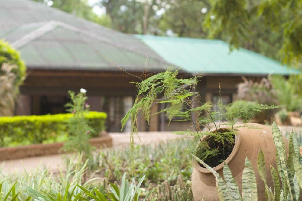 Woodlands Lilongwe Hotell Exteriör bild
